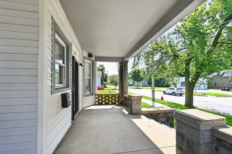 107 4TH Avenue Joliet IL 60433