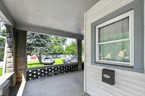 107 4TH Avenue Joliet IL 60433
