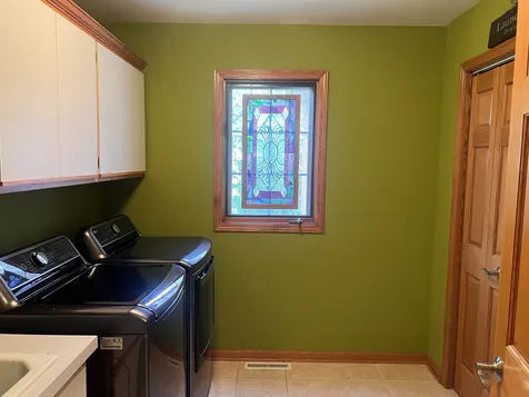 21367 Brittany Drive Frankfort IL 60423