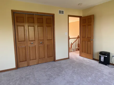 21367 Brittany Drive Frankfort IL 60423