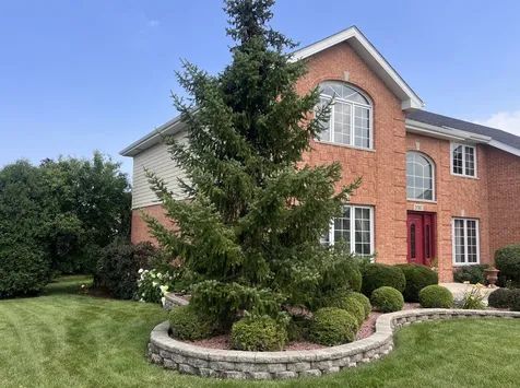 21367 Brittany Drive Frankfort IL 60423