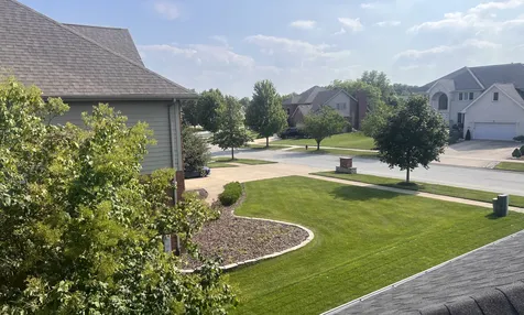 21367 Brittany Drive Frankfort IL 60423