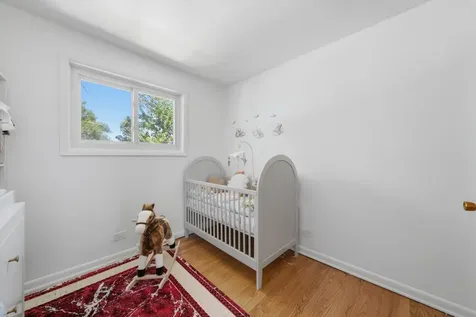 8663 Gregory Lane Des Plaines IL 60016