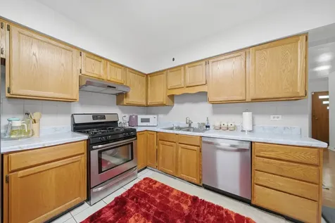 8663 Gregory Lane Des Plaines IL 60016