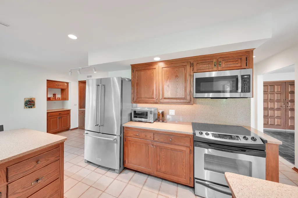 22W333 Glen Park Road Glen Ellyn IL 60137