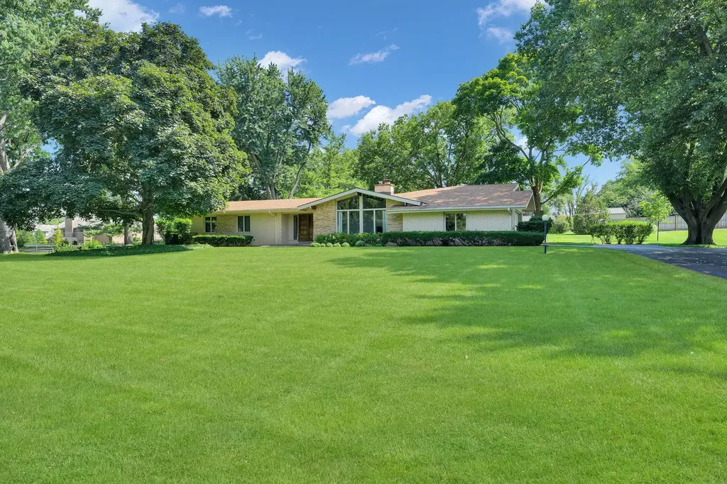 22W333 Glen Park Road Glen Ellyn IL 60137