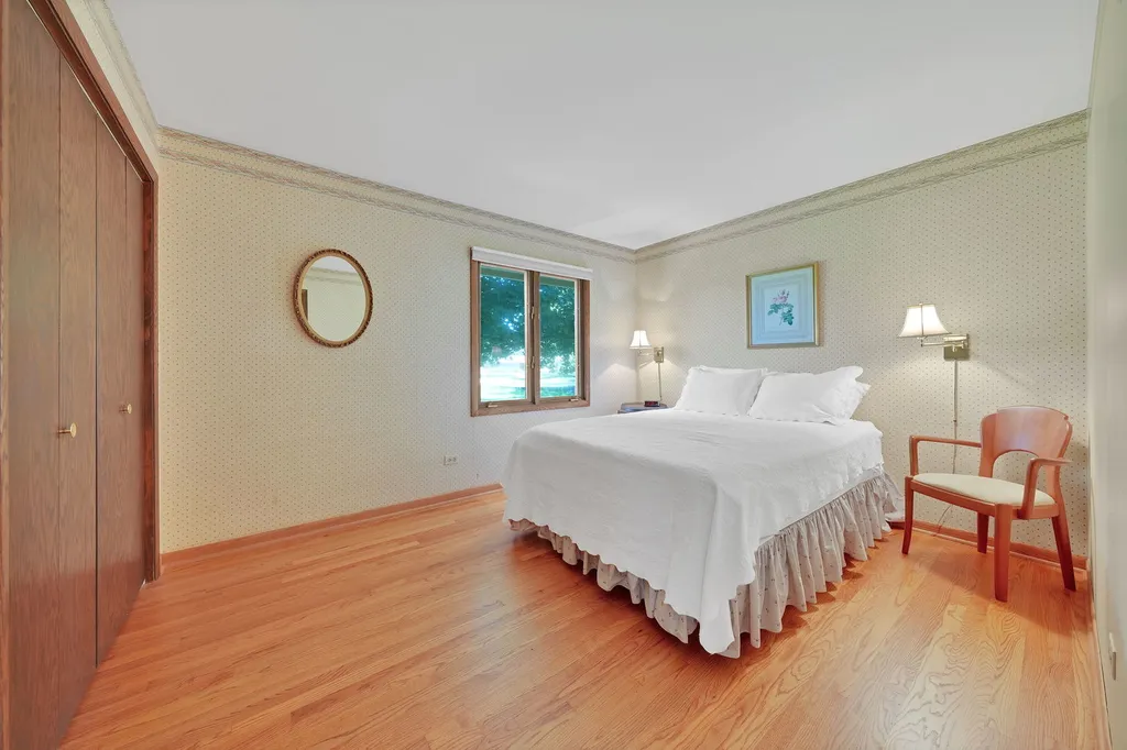 22W333 Glen Park Road Glen Ellyn IL 60137