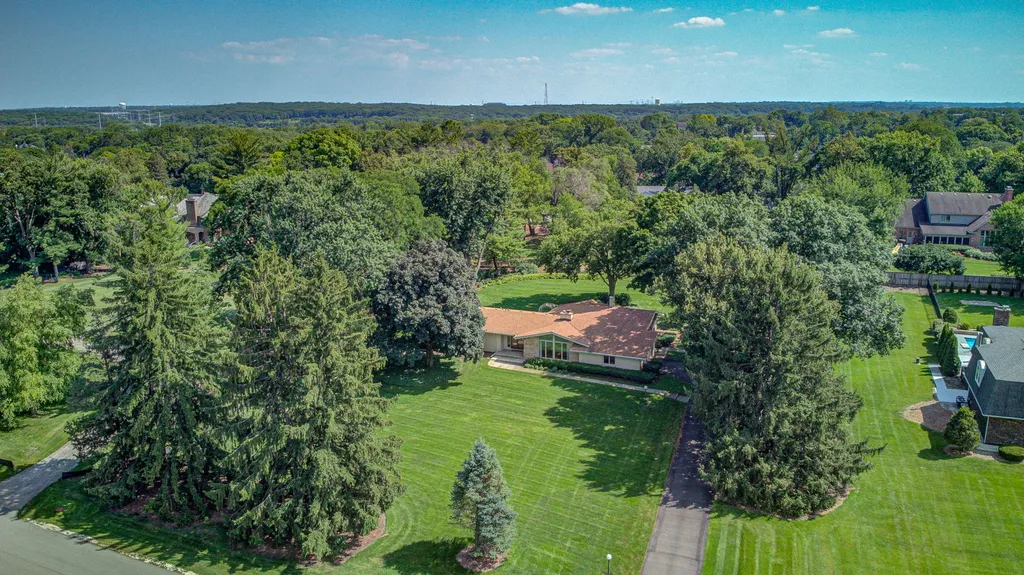 22W333 Glen Park Road Glen Ellyn IL 60137