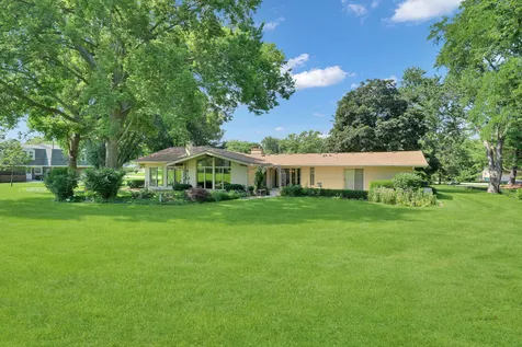 22W333 Glen Park Road Glen Ellyn IL 60137