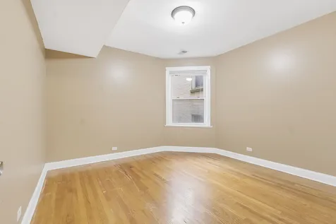 1747 West Pratt Boulevard Chicago IL 60626