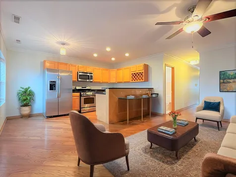 4240 South Calumet Avenue Chicago IL 60653