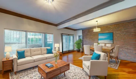 4240 South Calumet Avenue Chicago IL 60653
