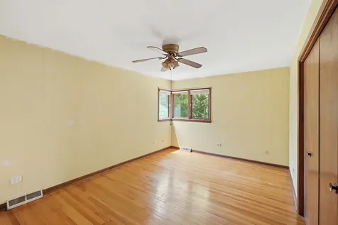 24722 South Oak Lane Crete IL 60417