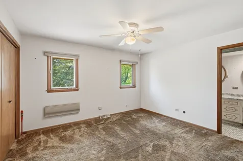 24722 South Oak Lane Crete IL 60417