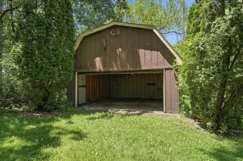 24722 South Oak Lane Crete IL 60417
