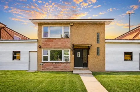 16048 Halsted Street Harvey IL 60426
