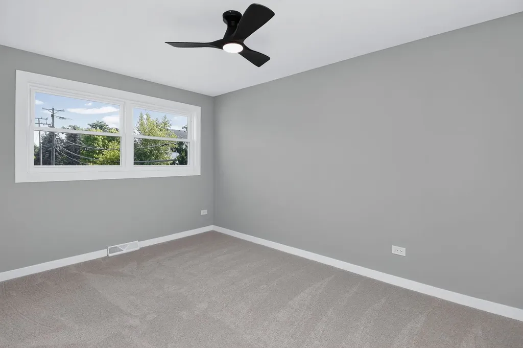 216 West Kimbell Avenue Elmhurst IL 60126