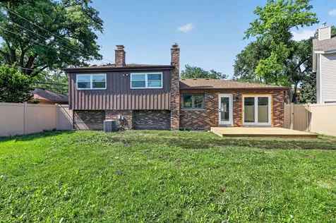 216 West Kimbell Avenue Elmhurst IL 60126