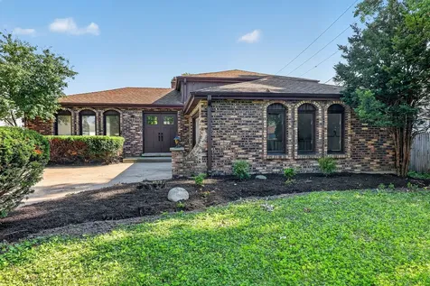216 West Kimbell Avenue Elmhurst IL 60126