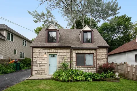 22W549 Emerson Avenue Glen Ellyn IL 60137
