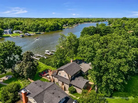 1925 North Woodlawn Park Avenue Mchenry IL 60051
