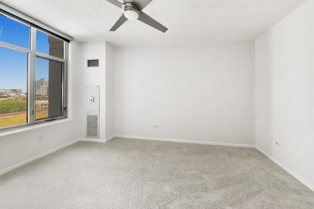 1134 West Granville Avenue Chicago IL 60660