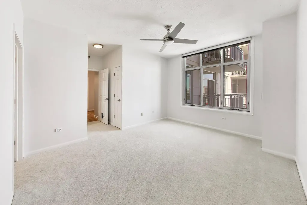 1134 West Granville Avenue Chicago IL 60660