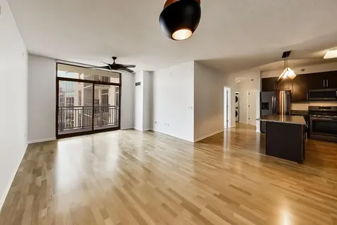 1134 West Granville Avenue Chicago IL 60660
