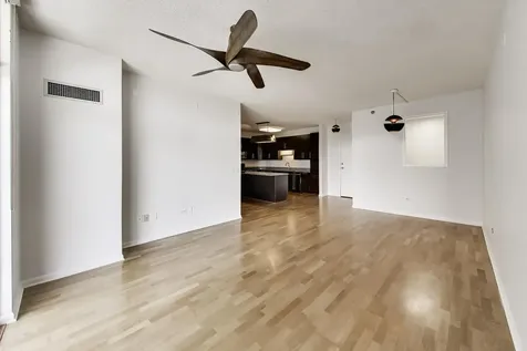 1134 West Granville Avenue Chicago IL 60660
