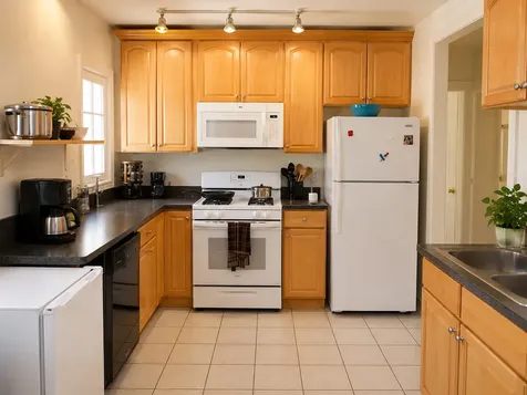 2108 Wesley Avenue Evanston IL 60201