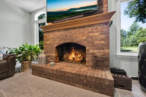 41W210 Mare Lane Elburn IL 60119