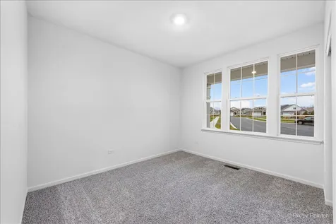 301 Westminster Court North Aurora IL 60542