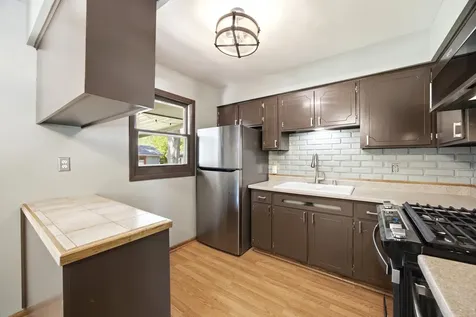 5609 Bellville Drive Rockford IL 61108
