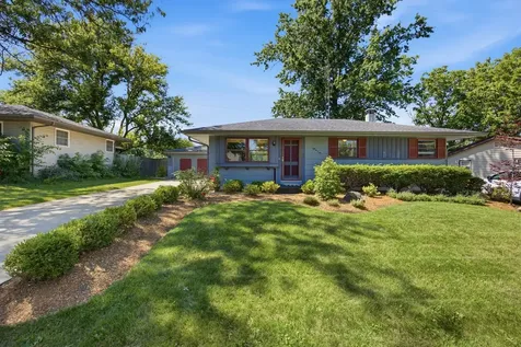 5609 Bellville Drive Rockford IL 61108