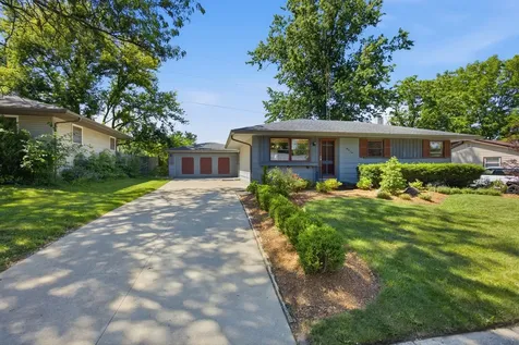 5609 Bellville Drive Rockford IL 61108