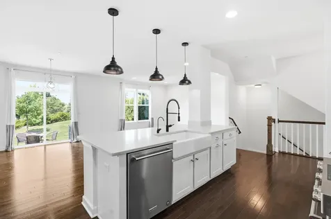 502 Peterson Court Barrington IL 60010