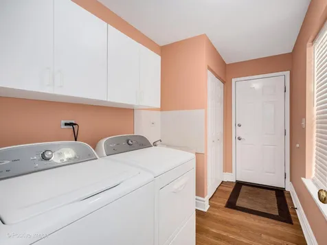515 Superior Street Vernon Hills IL 60061