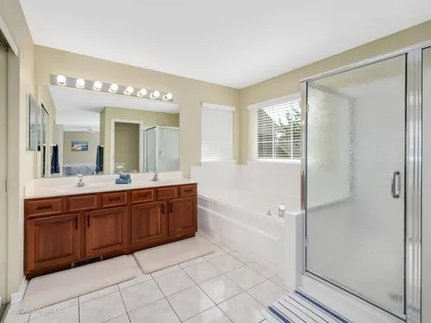 515 Superior Street Vernon Hills IL 60061