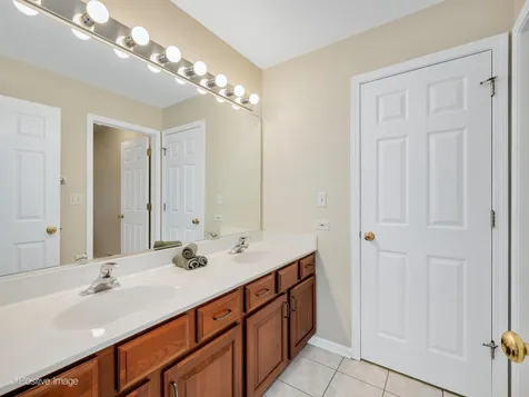 515 Superior Street Vernon Hills IL 60061
