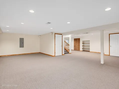 515 Superior Street Vernon Hills IL 60061