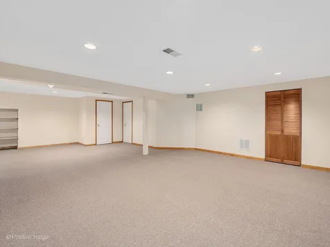 515 Superior Street Vernon Hills IL 60061