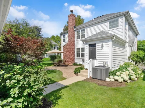 515 Superior Street Vernon Hills IL 60061