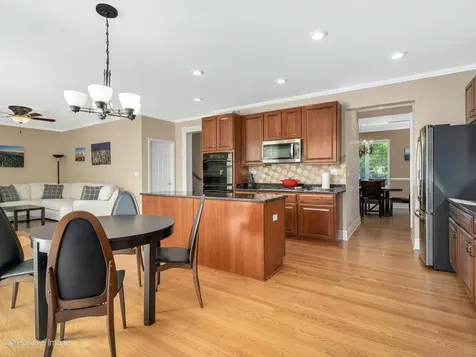 515 Superior Street Vernon Hills IL 60061