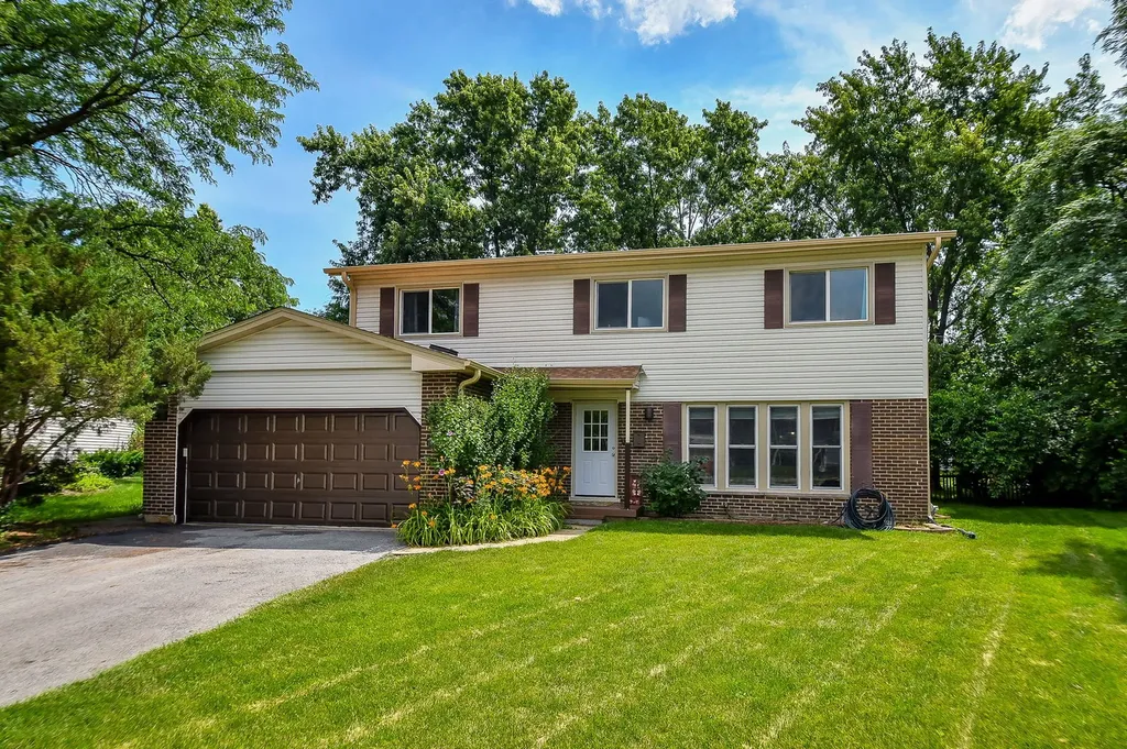 1521 Hillcrest Court Lombard IL 60148
