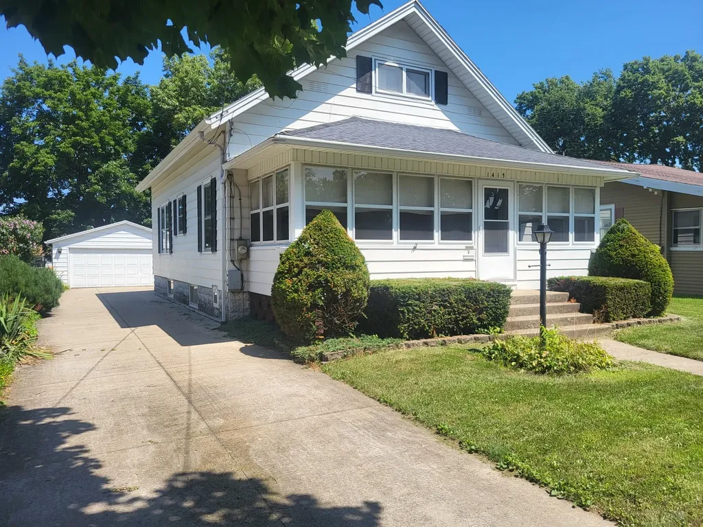 1415 West 1st Street Dixon IL 61021