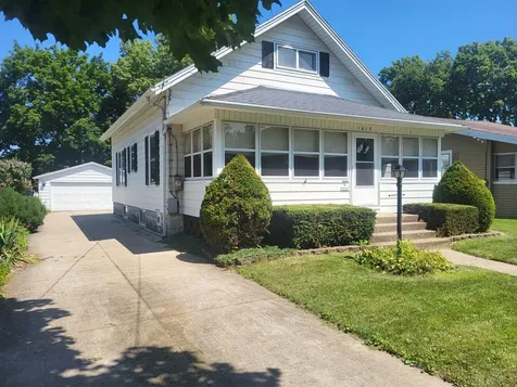 1415 West 1st Street Dixon IL 61021