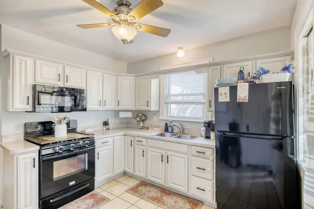 11029 South Troy Street Chicago IL 60655