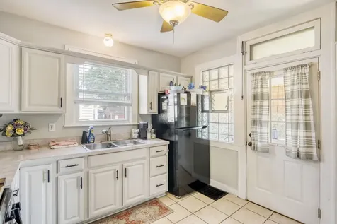 11029 South Troy Street Chicago IL 60655
