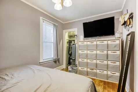 11029 South Troy Street Chicago IL 60655
