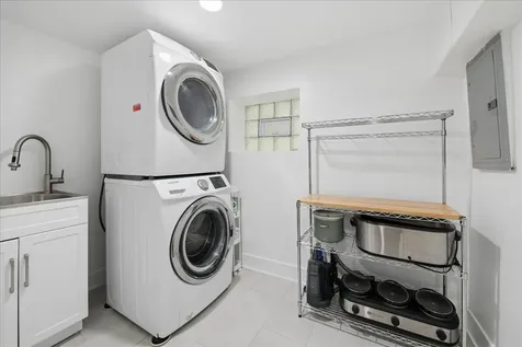 3427 North Kedzie Avenue Chicago IL 60618
